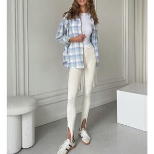 NWT stirrup high waisted leggings, women's size Medium - new in bag